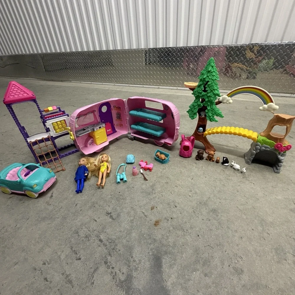 Barbie Club Chelsea Camper & Treehouse Playset Lot 2021 Mattel Dolls